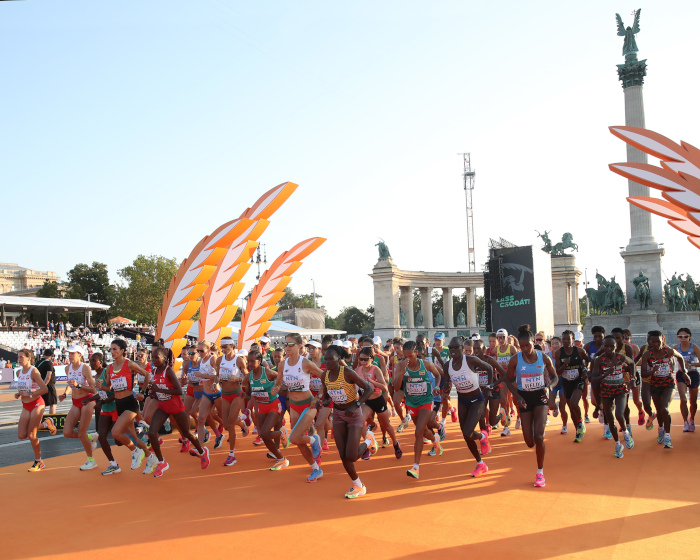 Start zum WM-Marathon der Frauen in Budapest. Bild: ÖLV / Giancarlo Colombo