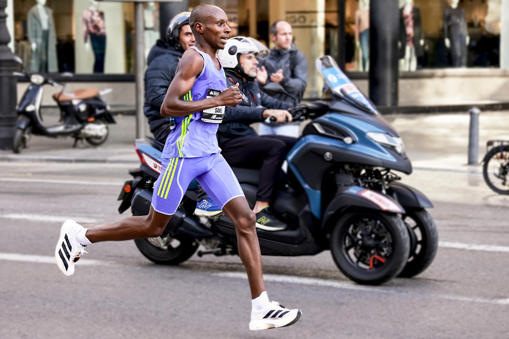 Sebastian Sawe siegte in 2:02:05. Bild: SIP / Johannes Langer